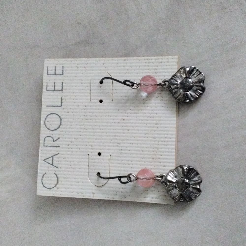Carolee flower earrings